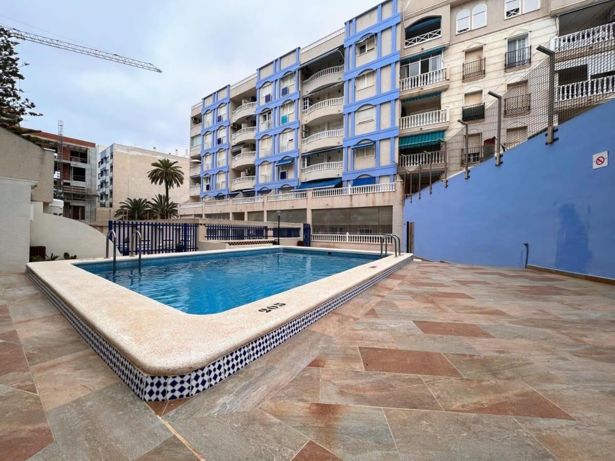 Welcoming Seafront Apartment Tv15 Torrevieja Esterno foto